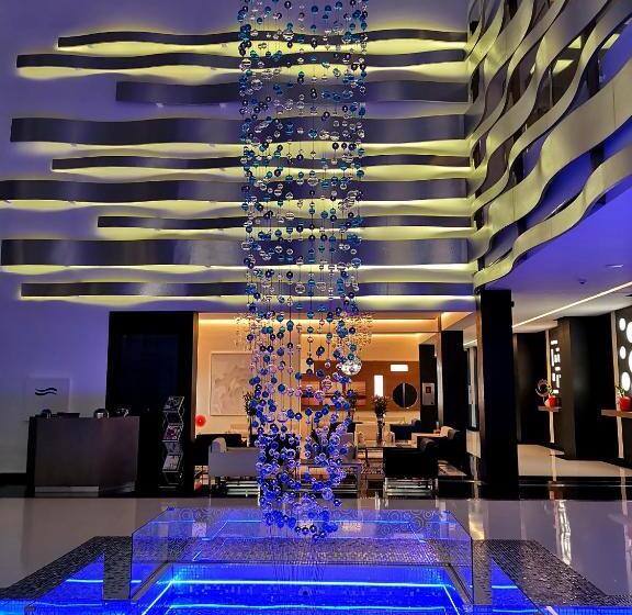 ホテル The View Bouznika