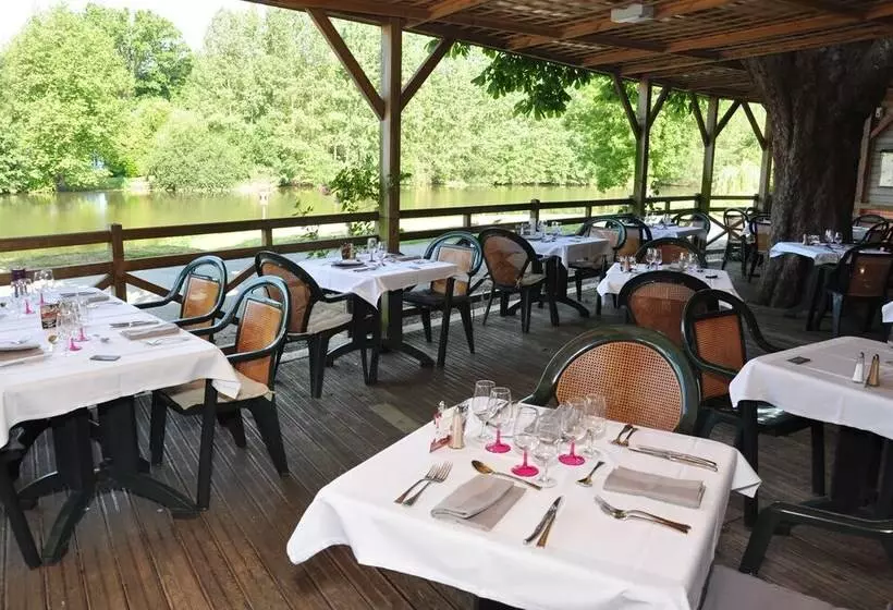 Otel Logis Hôtel Restaurant Beau Rivage