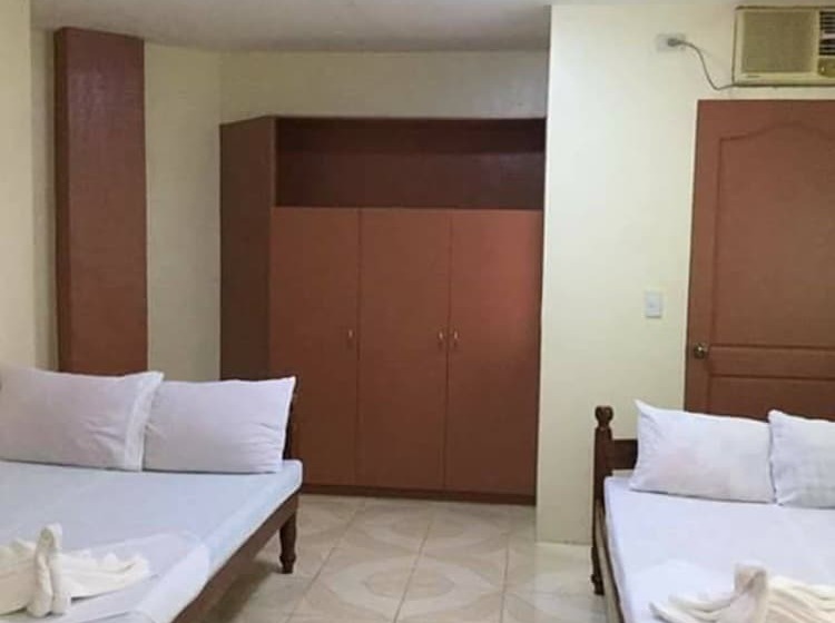 פנסיון N & F Guest House