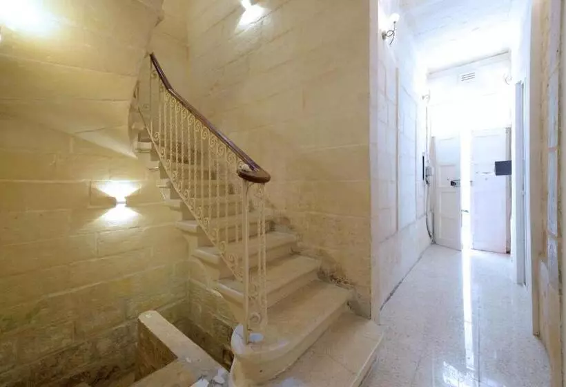 هاستل Vallettastay Lovely House Private Rooms