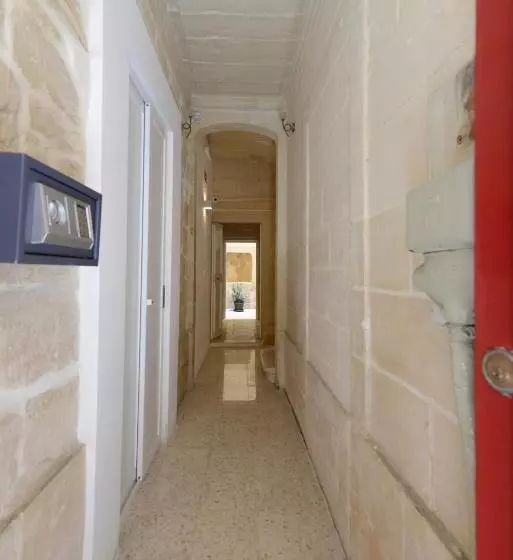 هاستل Vallettastay Lovely House Private Rooms
