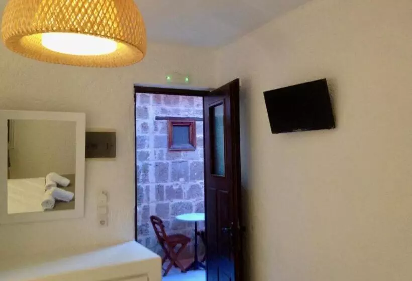 Auberge 32 | Old Town