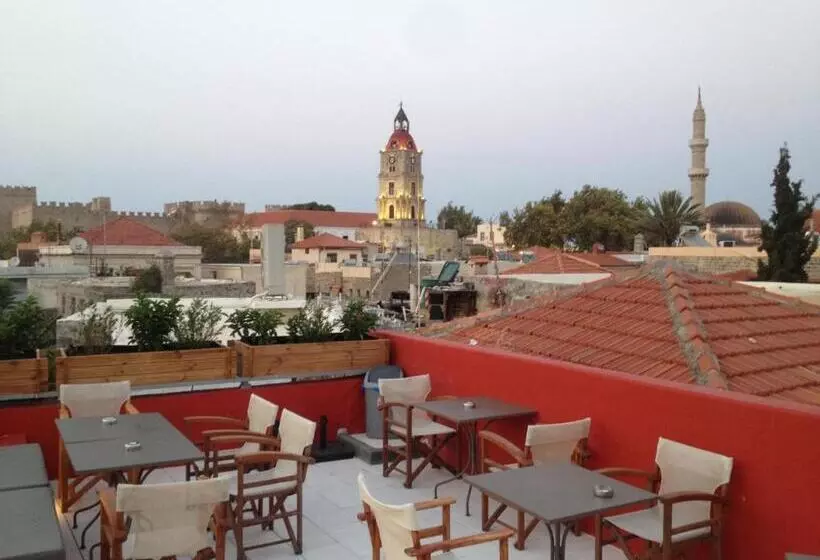 Auberge 32 | Old Town