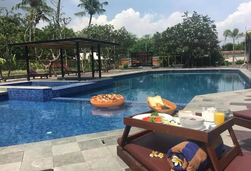 Brits Resort Lovina