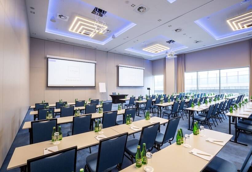 Arche Hotel Krakowska