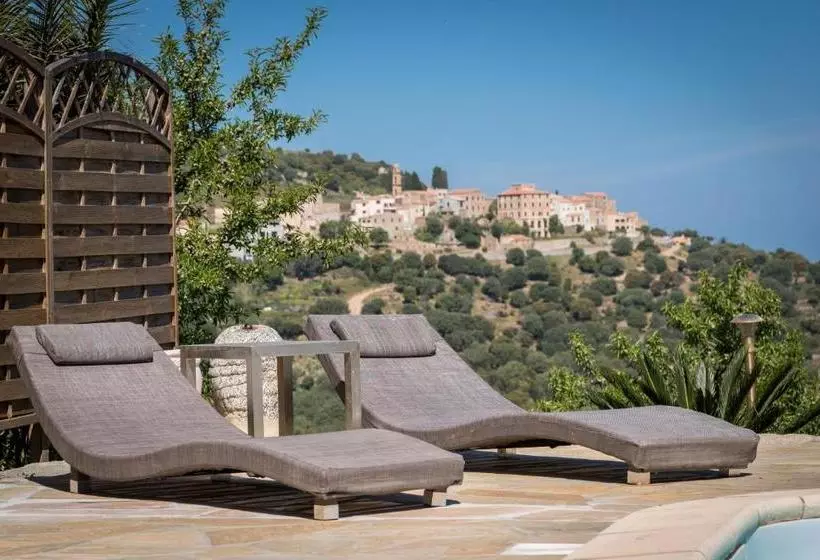 هتل L Auberge Sant Antone