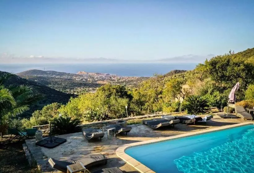 هتل L Auberge Sant Antone