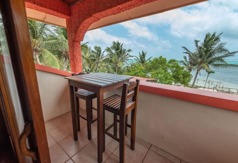 فندق Bella Vista Resort Belize