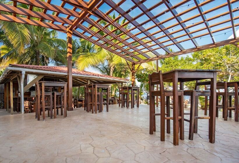 فندق Bella Vista Resort Belize