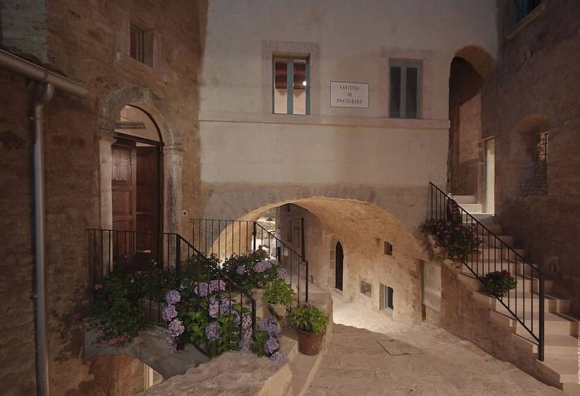 فندق Castello Di Postignano Relais