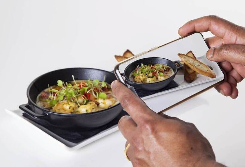 Clayton Hotel Charlemont