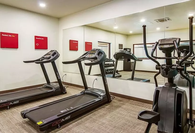 Hotelli Comfort Suites