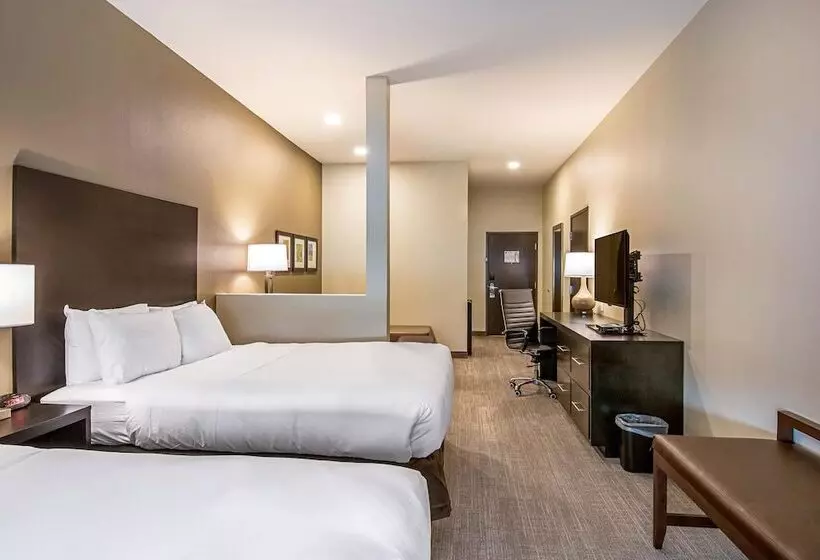 Hotelli Comfort Suites