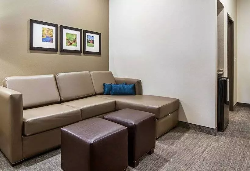 Hotelli Comfort Suites