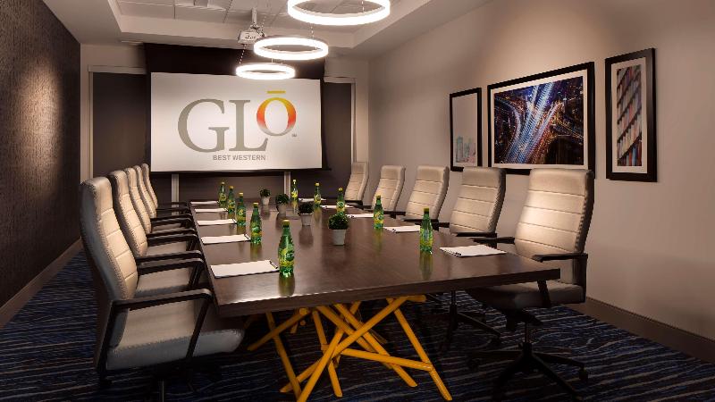 호텔 Glō Best Western Kanata Ottawa West