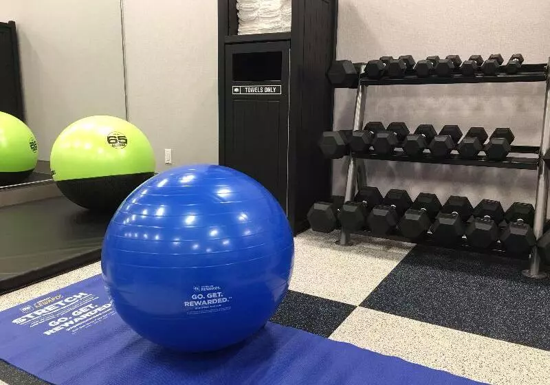ホテル Glō Best Western Kanata Ottawa West