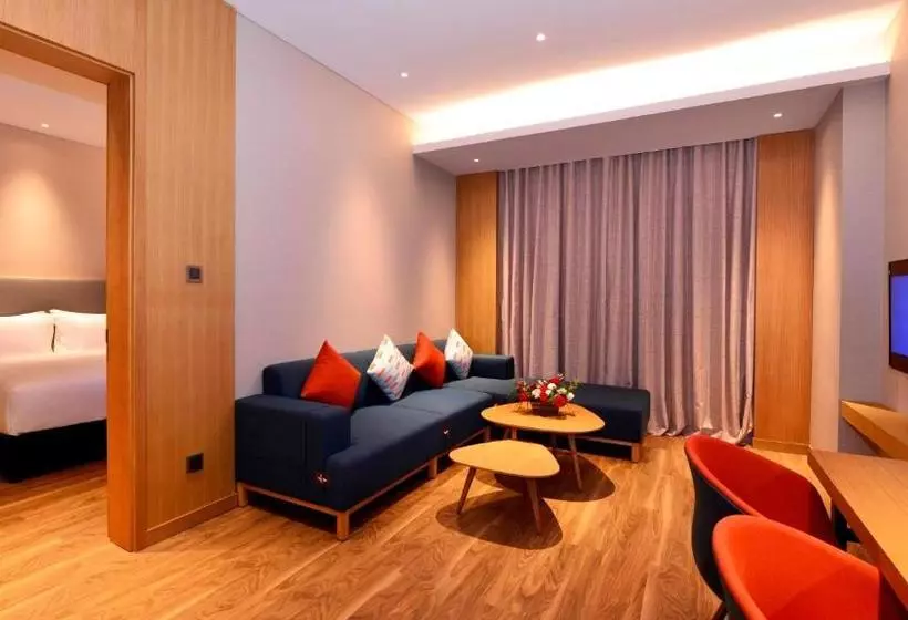 Hotelli Holiday Inn Express Luanchuan, An Ihg