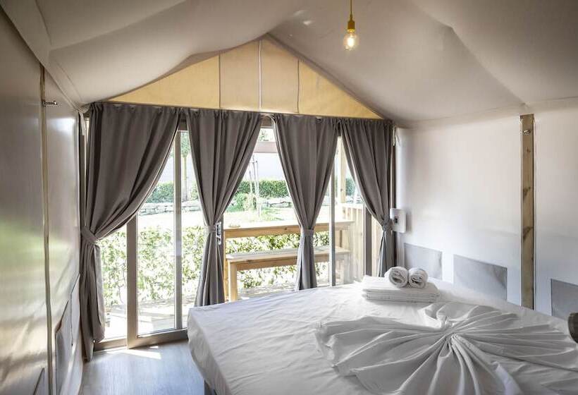 هتل Hu Firenze Camping In Town