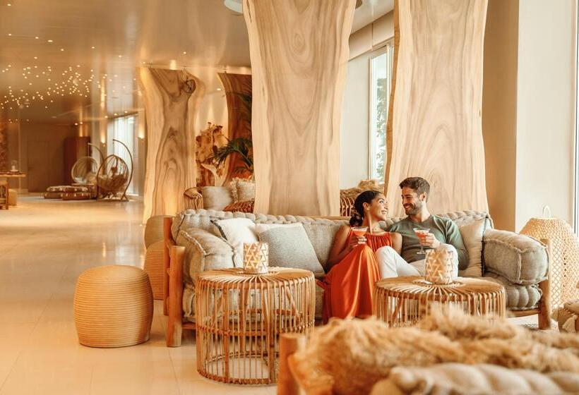 בית מלון כפרי Ikos Aria