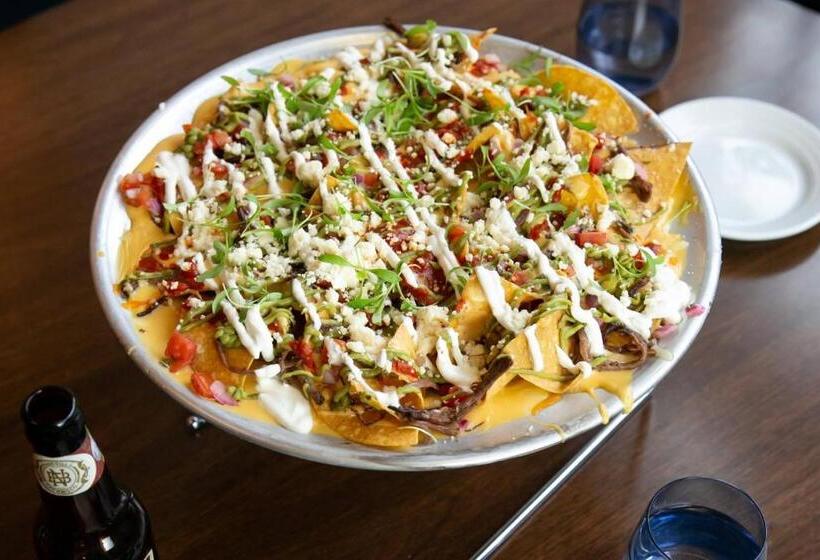 Отель Jw Marriott Nashville