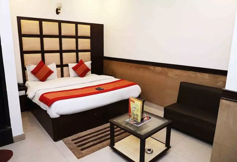 هتل Kumar Palace