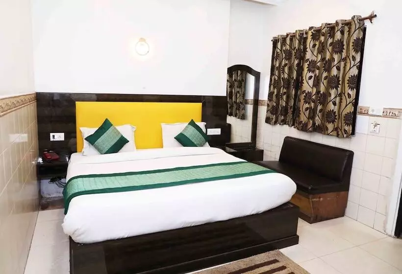 هتل Kumar Palace