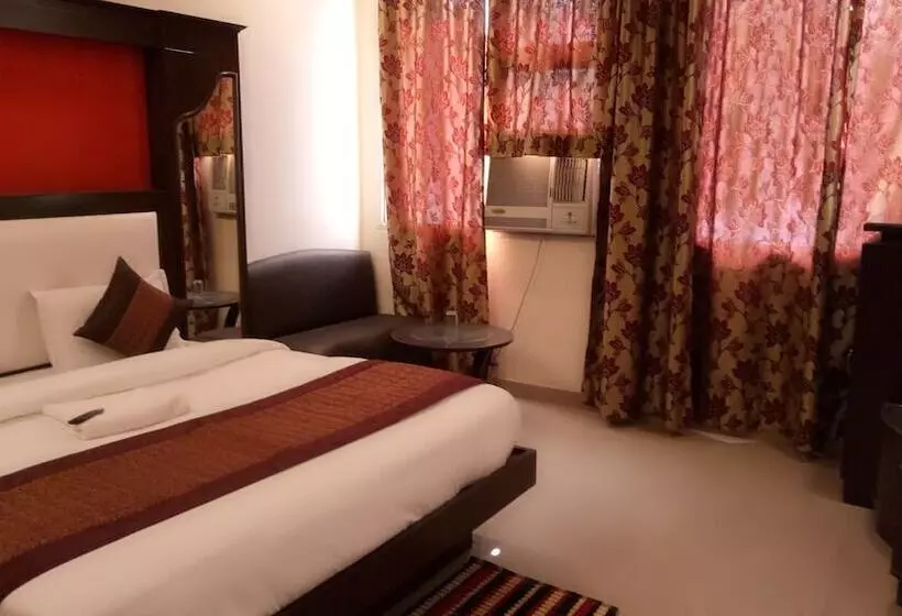 هتل Kumar Palace