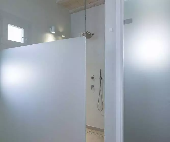 هتل Legacy Suites