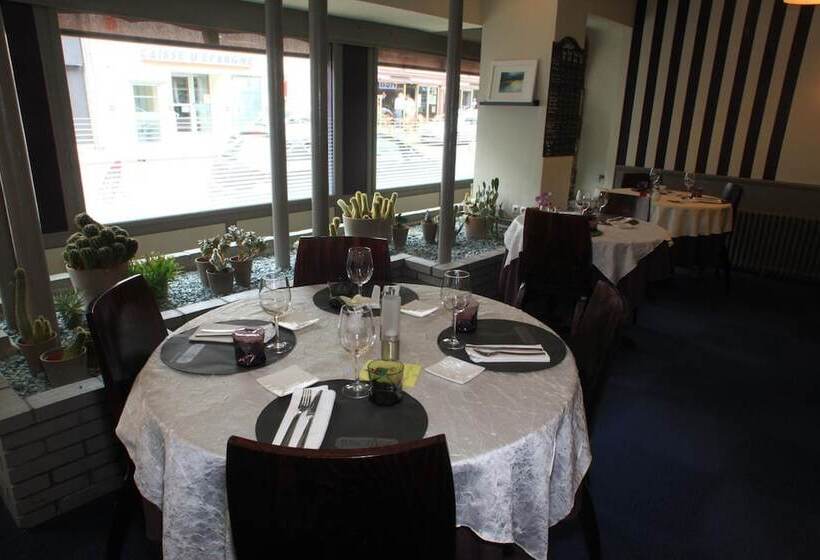 Logis Hotel Restaurant Le Relais D Aligre