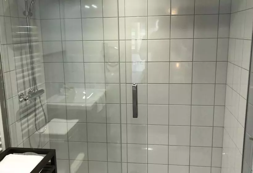 Logis Hotel Restaurant Le Relais D Aligre