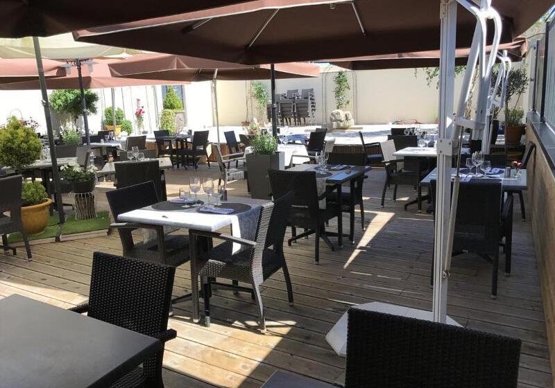 Logis Hotel Restaurant Le Relais D Aligre