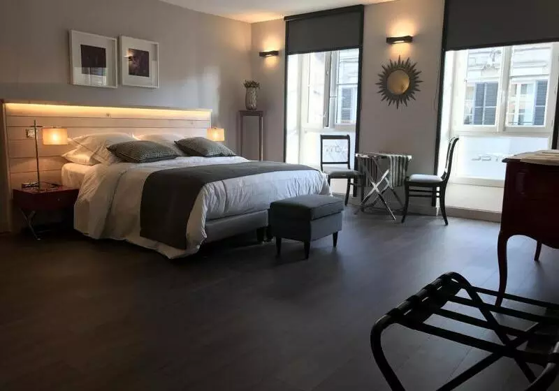 Logis Hotel Restaurant Le Relais D Aligre