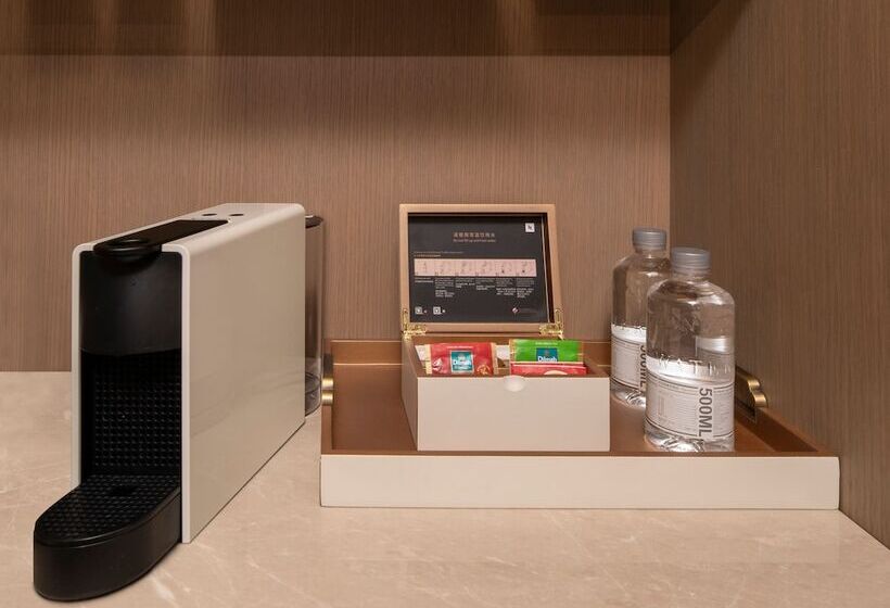 Отель Maxx By Steigenberger Guangzhou Zhujiang New Town Free Shuttle Bus To Canton Fair Complex During C