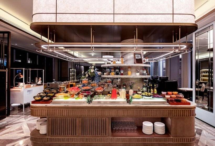 Отель Maxx By Steigenberger Guangzhou Zhujiang New Town Free Shuttle Bus To Canton Fair Complex During C