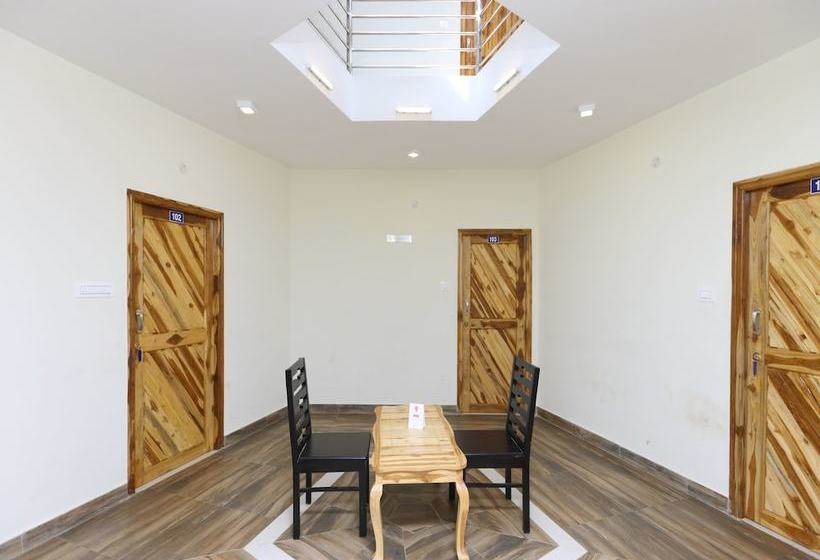 酒店 Oyo 13848 Hexa Moon Heights