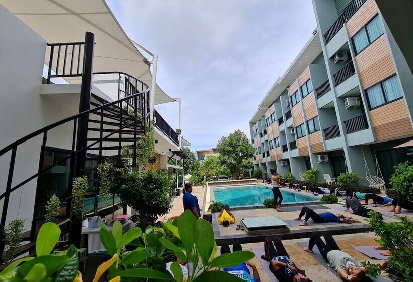 בית מלון כפרי Phuket Airport Place Sha Plus