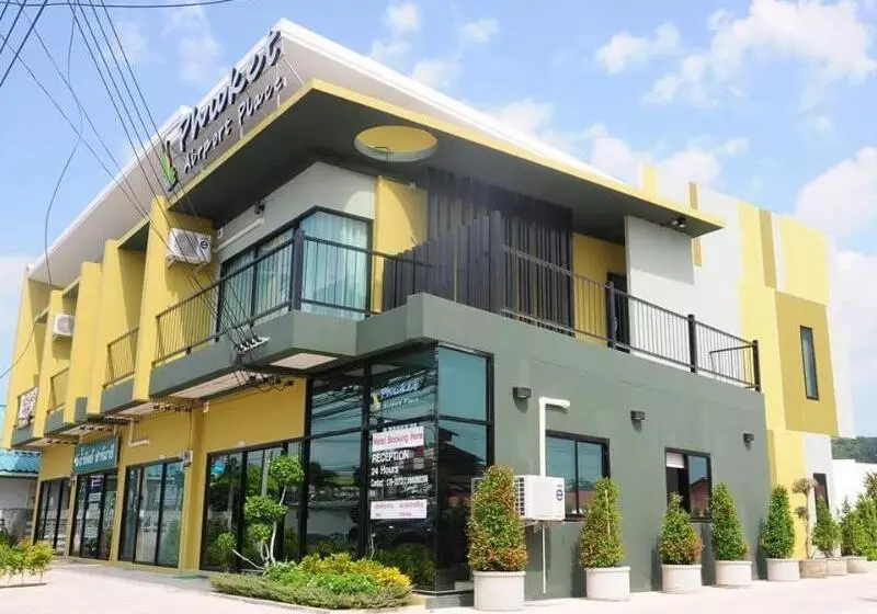 Hotelli Phuket Airport Place