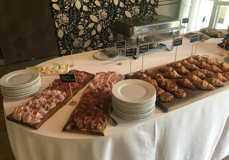 فندق Resort Limax Acis