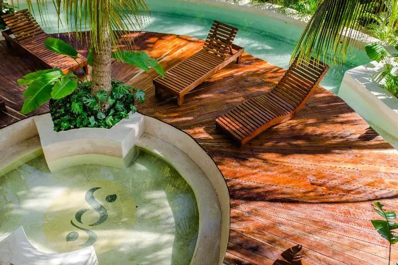 Hotelli Serena Tulum  Adults Only