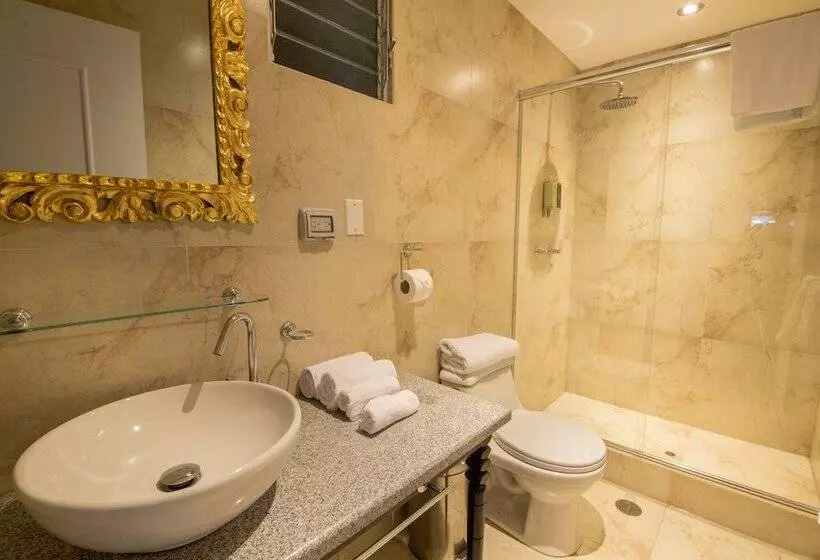 هتل Tariq Boutique