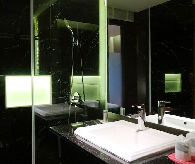 ホテル The Glory Gold