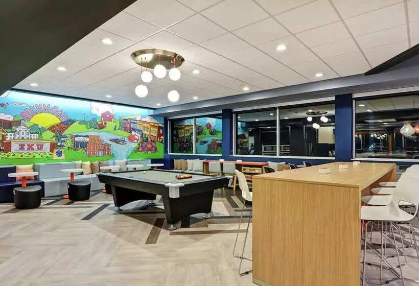 ホテル Tru By Hilton Richmond