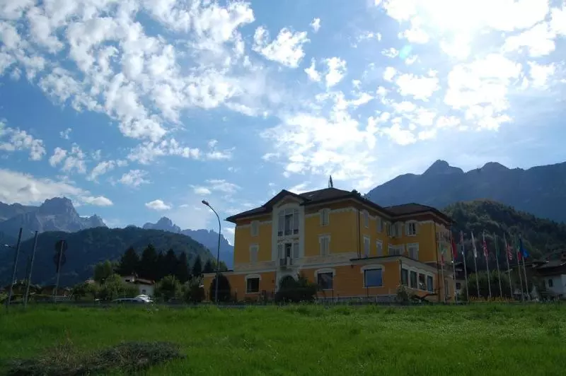 ホテル Villa Imperina