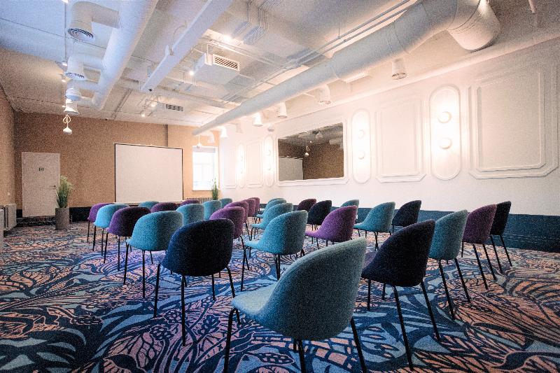 هتل Wellton Riverside Spa