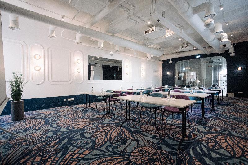 هتل Wellton Riverside Spa