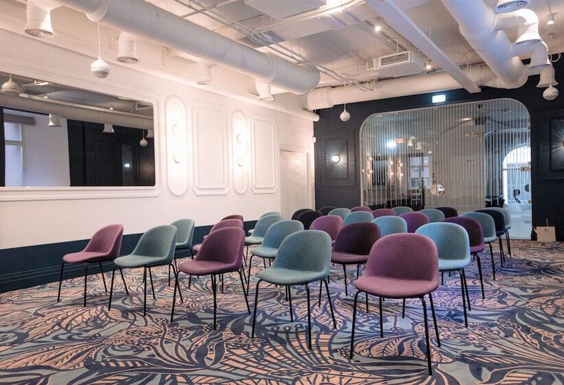 هتل Wellton Riverside Spa