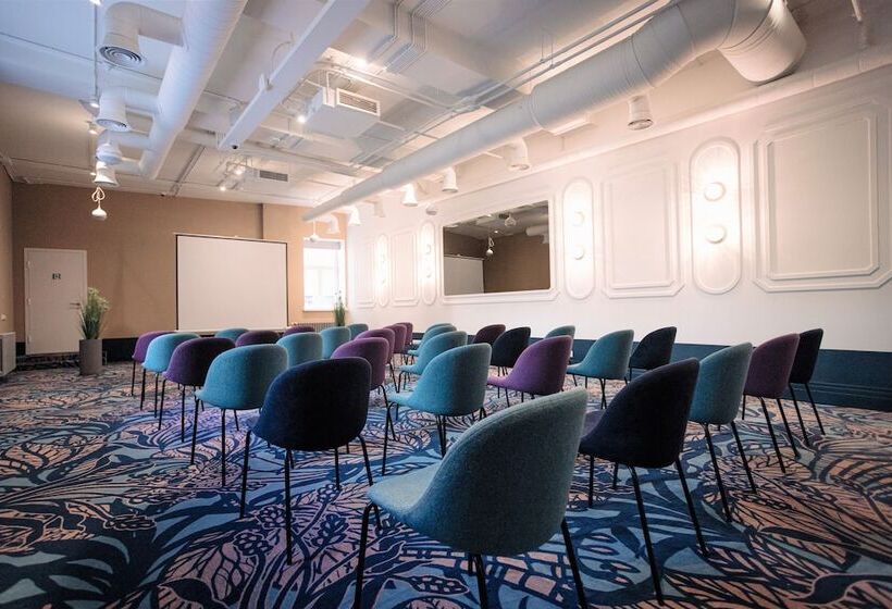 هتل Wellton Riverside Spa