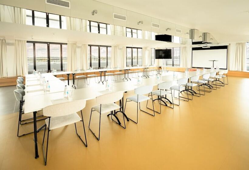 هتل Wellton Riverside Spa