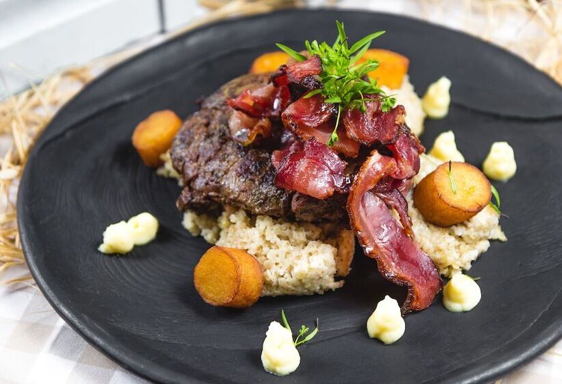 هتل Wellton Riverside Spa