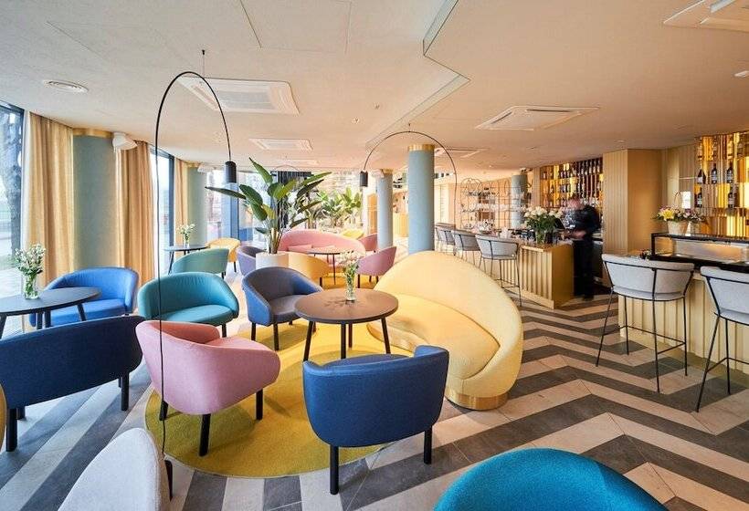 هتل Wellton Riverside Spa